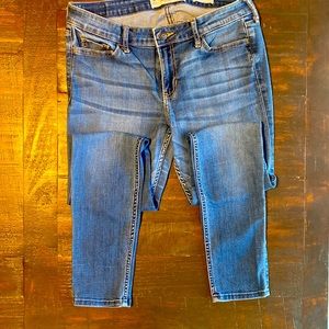 Hollister low rise super skinny jeans